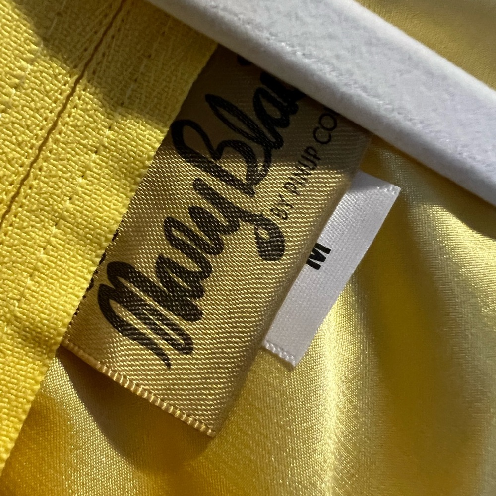 Dress shop Mary Blair